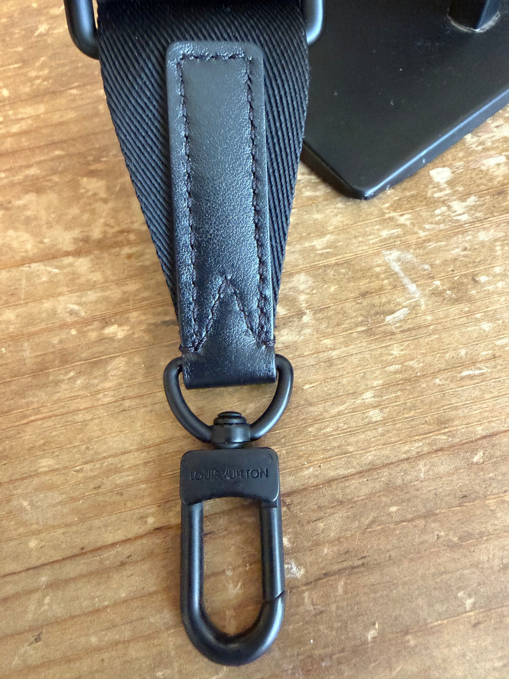 Avenue Sling NM in Monogram Macassar