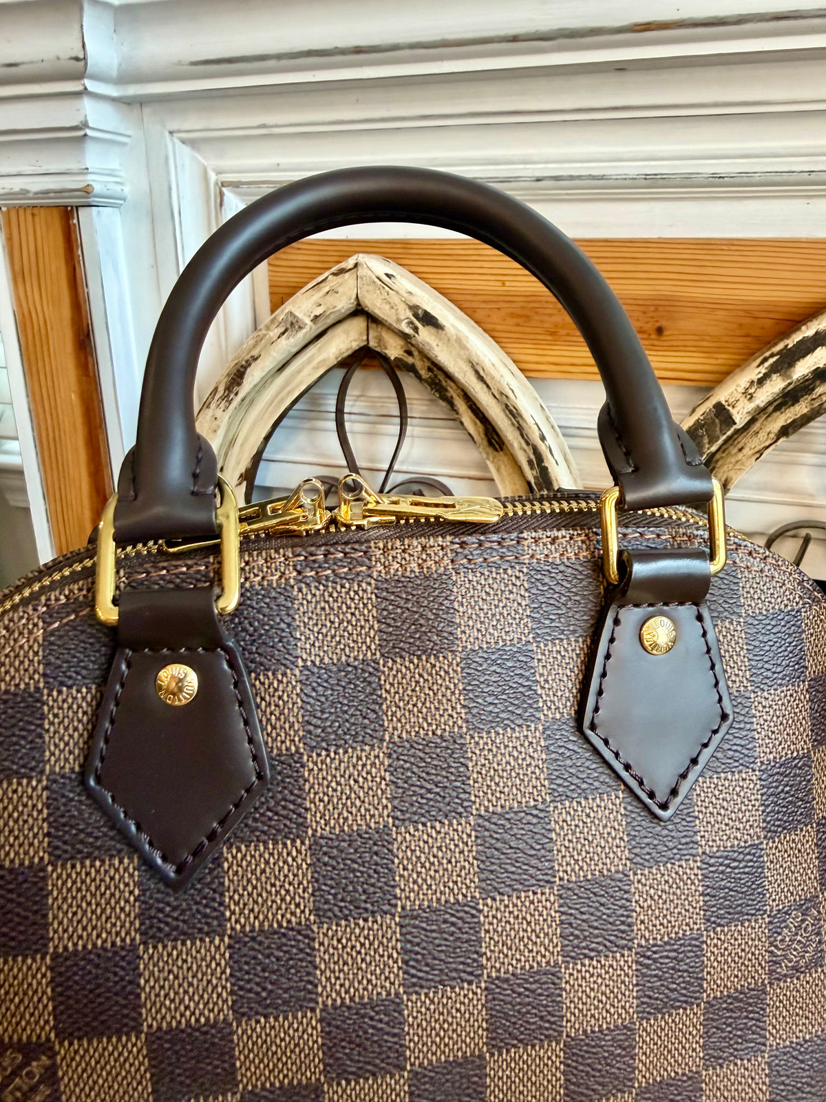 Alma BB in Damier Ebene