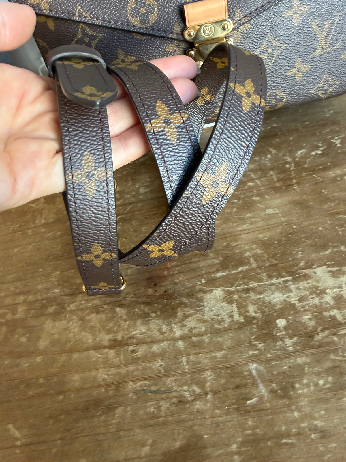 Pochette Métis in Monogram