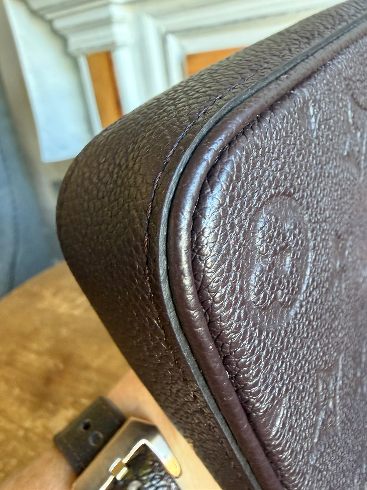 Easy Pouch On Strap Empreinte in Brown