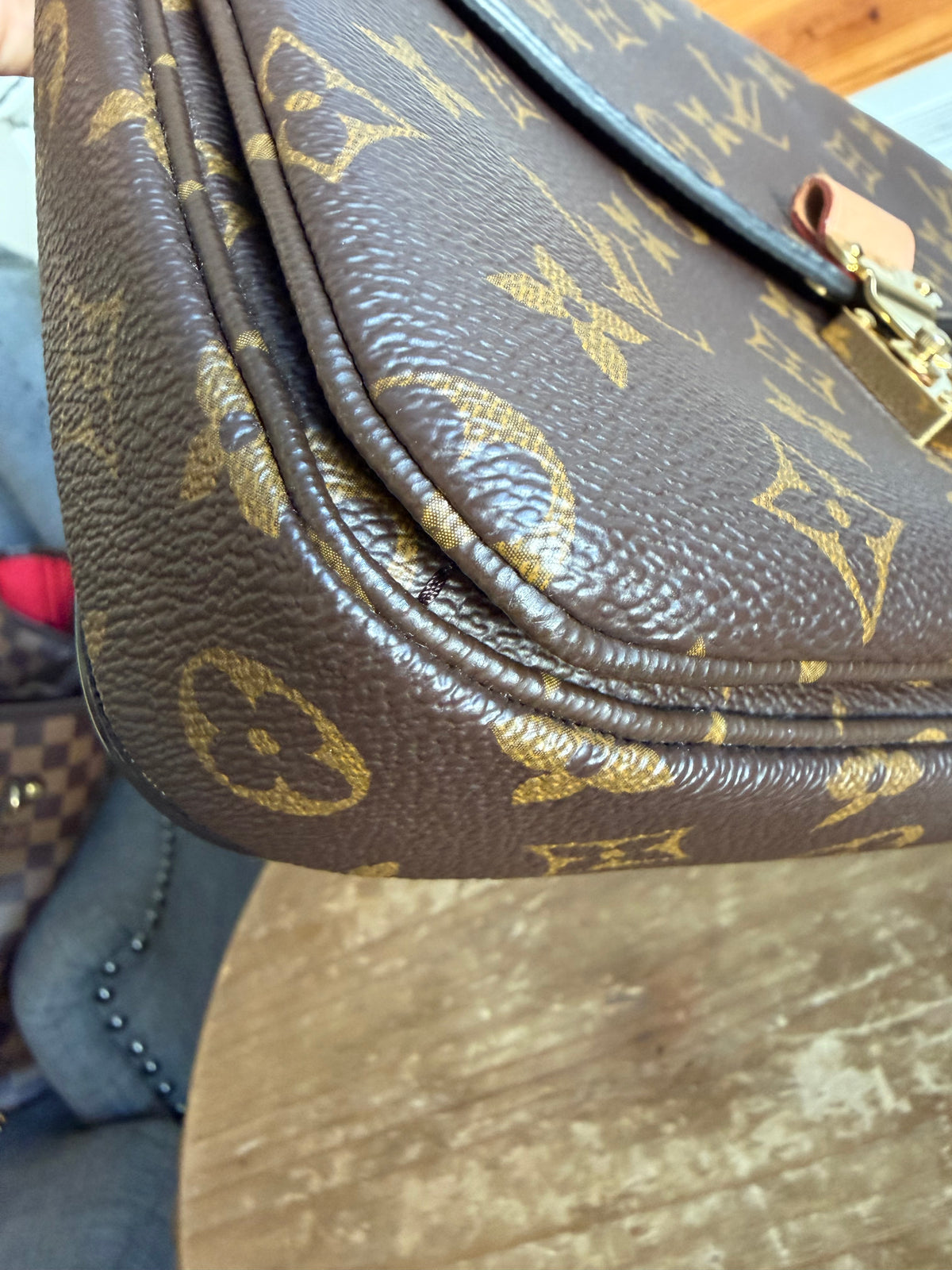 Pochette Métis in Monogram