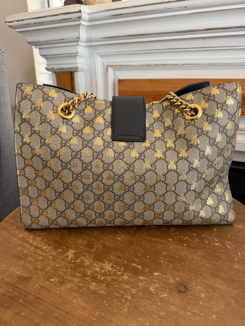 GG Supreme Bee Padlock Tote - Medium