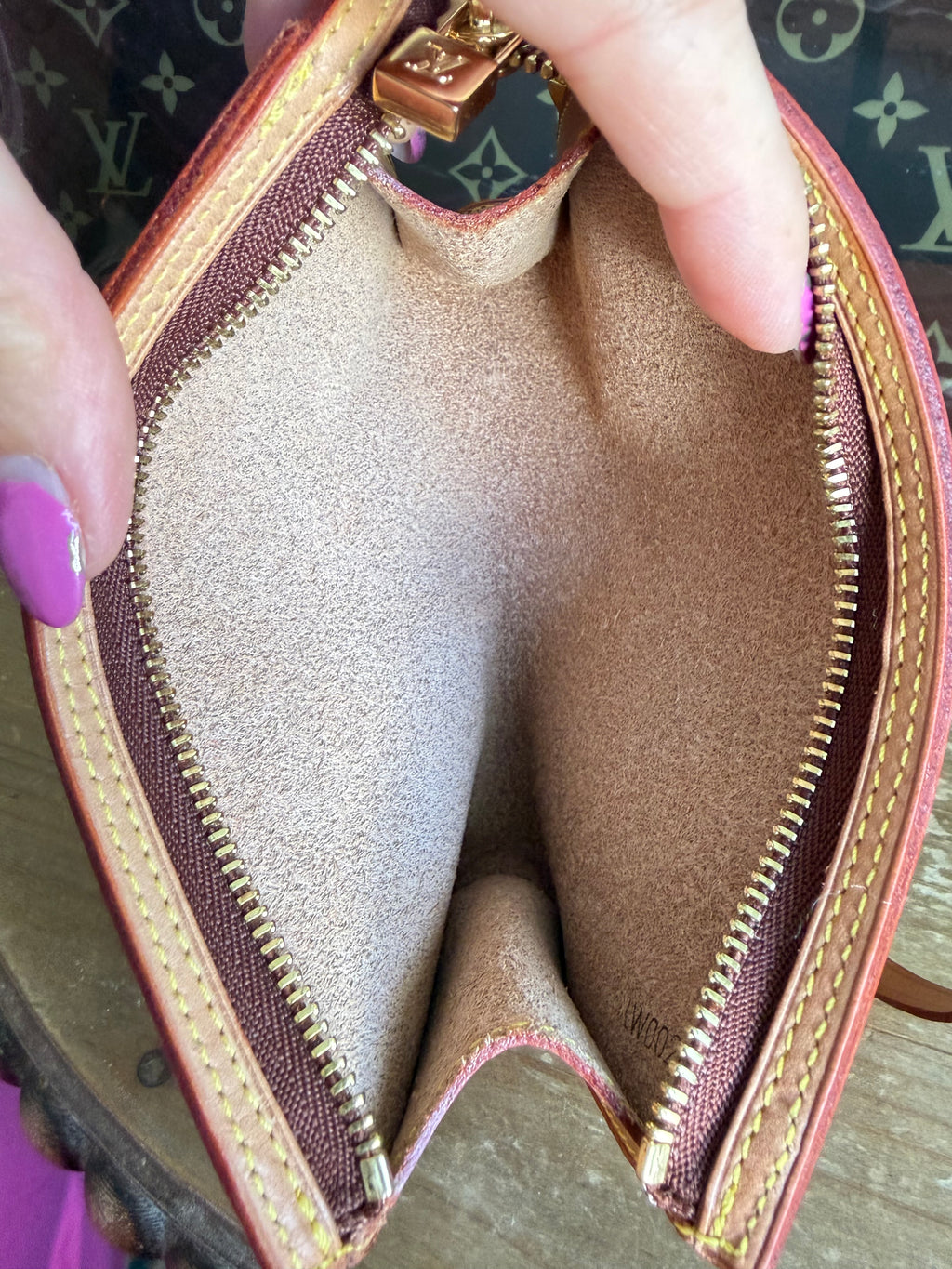 Ambre Sac Cabas Monogram Vinyl GM