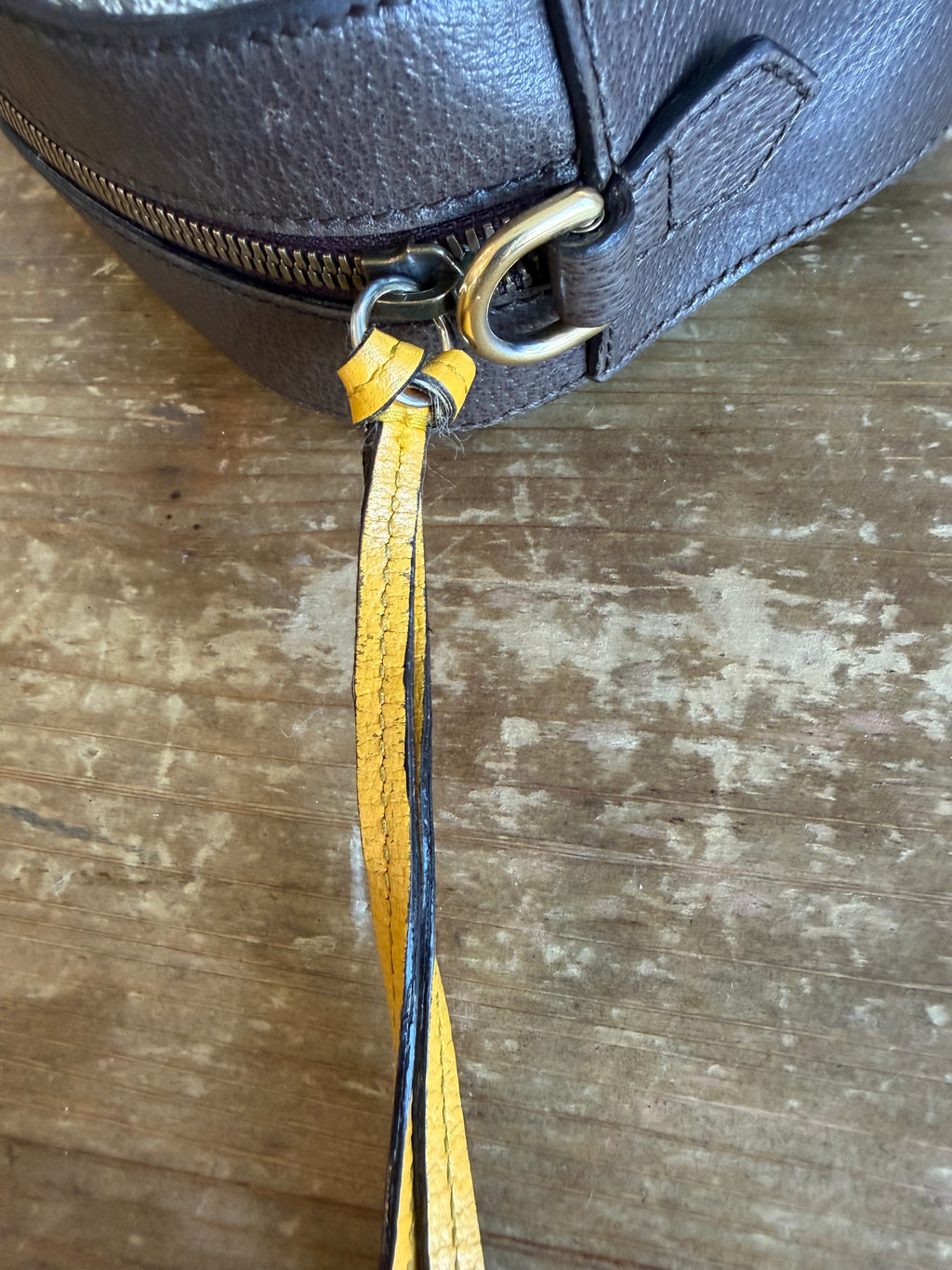 Sunday Steal! Neo Vintage GG Supreme Camera Bag