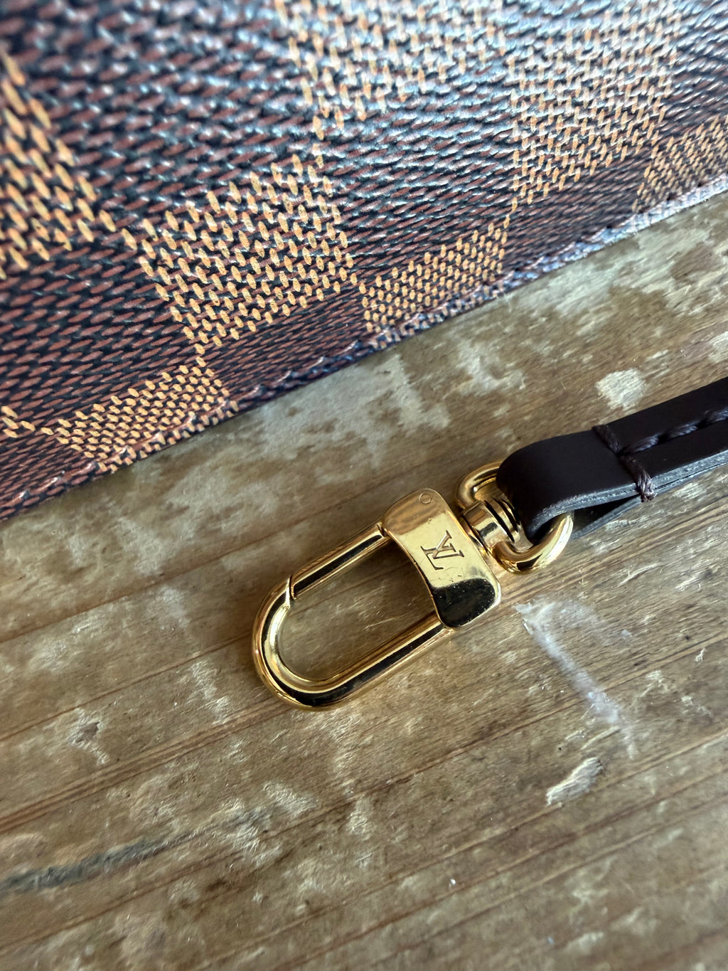 Neverfull MM with pouch in Damier Ebene
