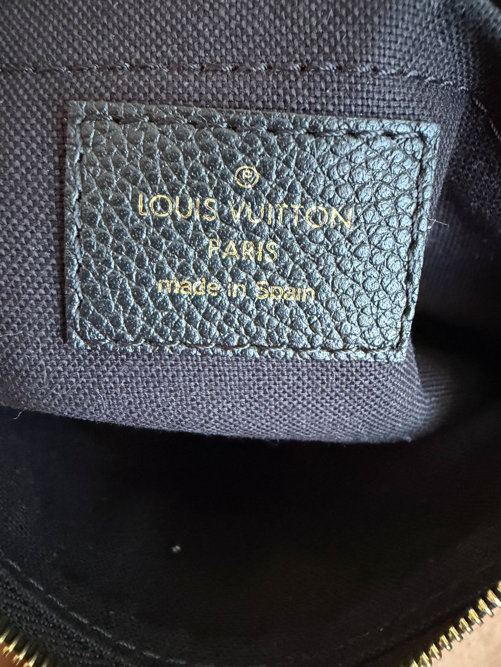 Pallas Clutch in Black