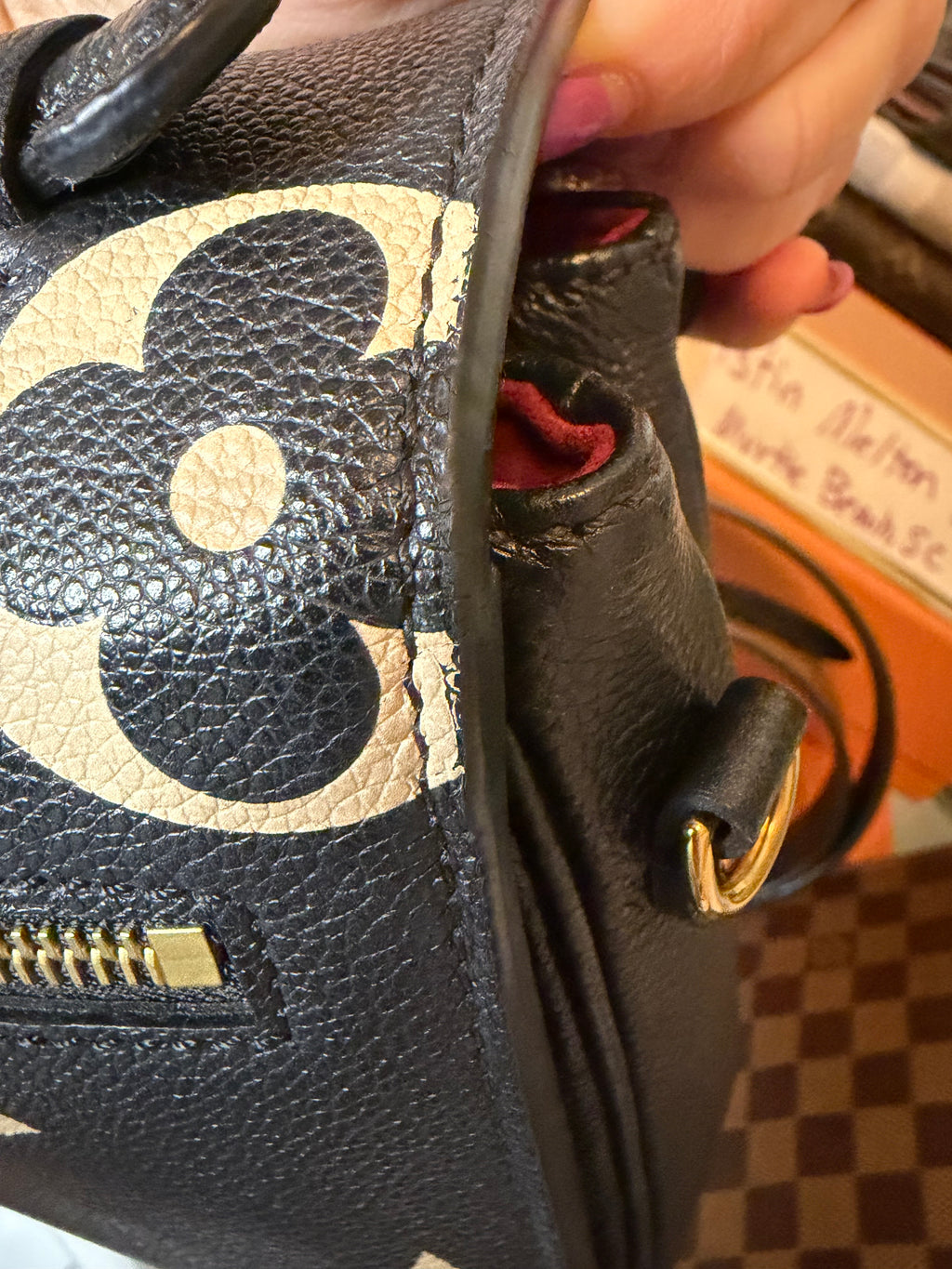 Pochette Métis Empreinte Giant Bicolor Monogram Black and Crème
