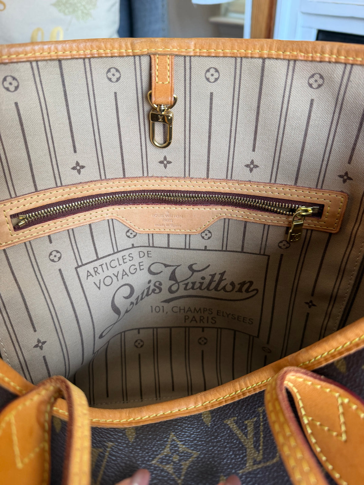 Neverfull MM in Monogram
