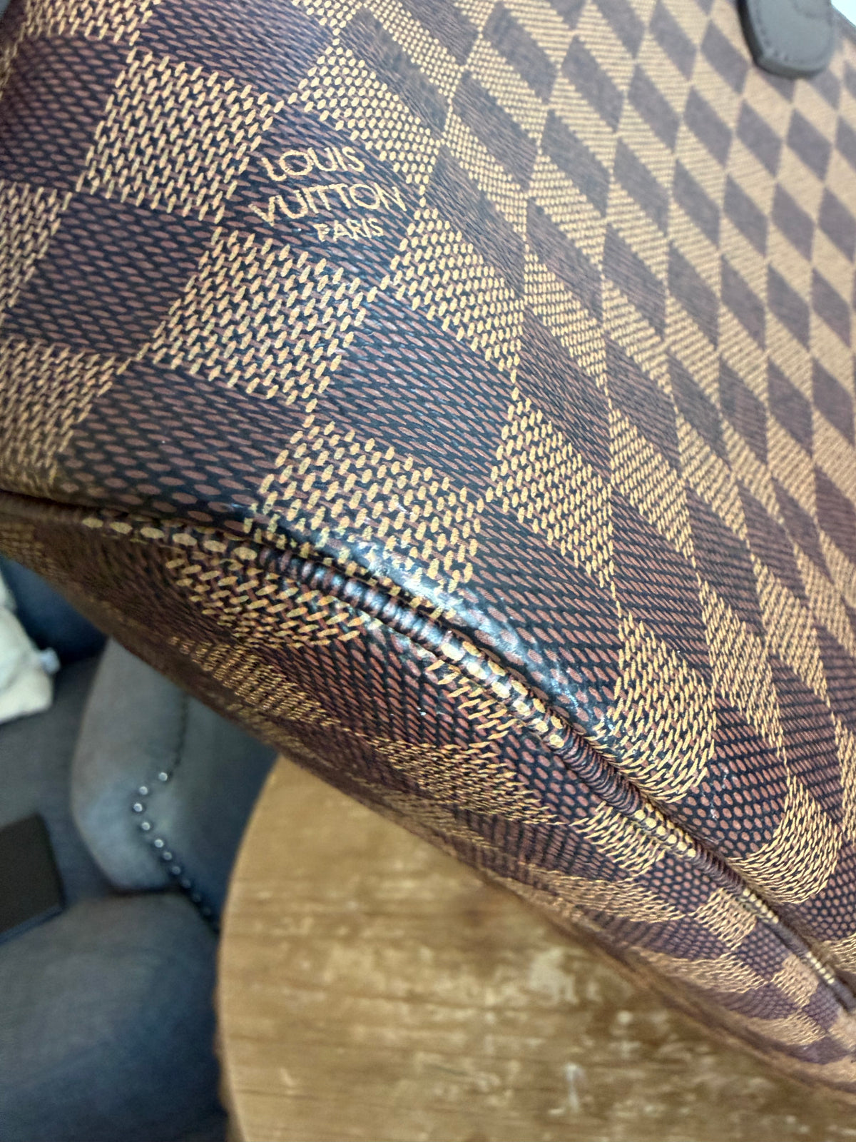 Neverfull MM with pouch in Damier Ebene