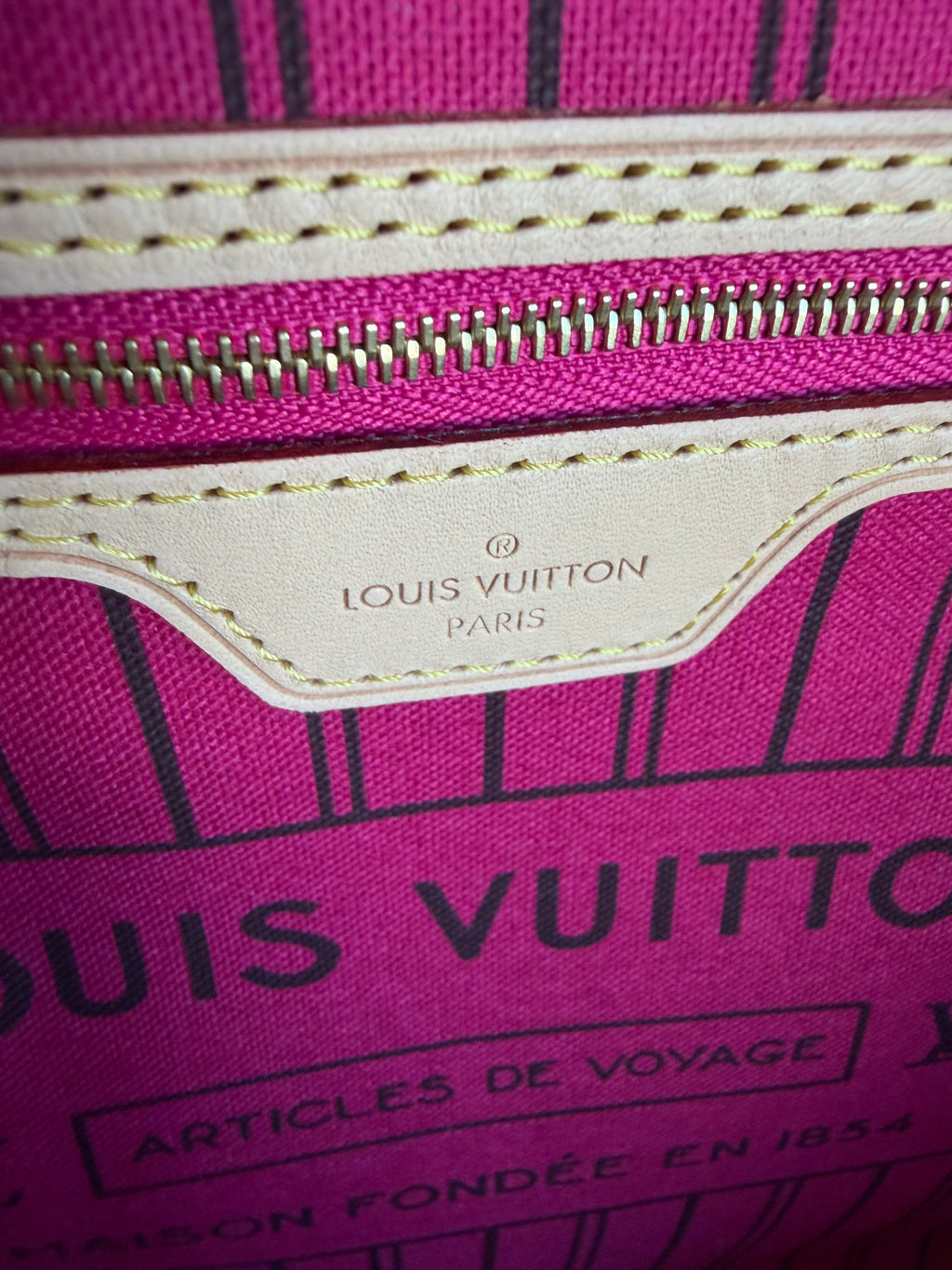 Neverfull MM with Pouch