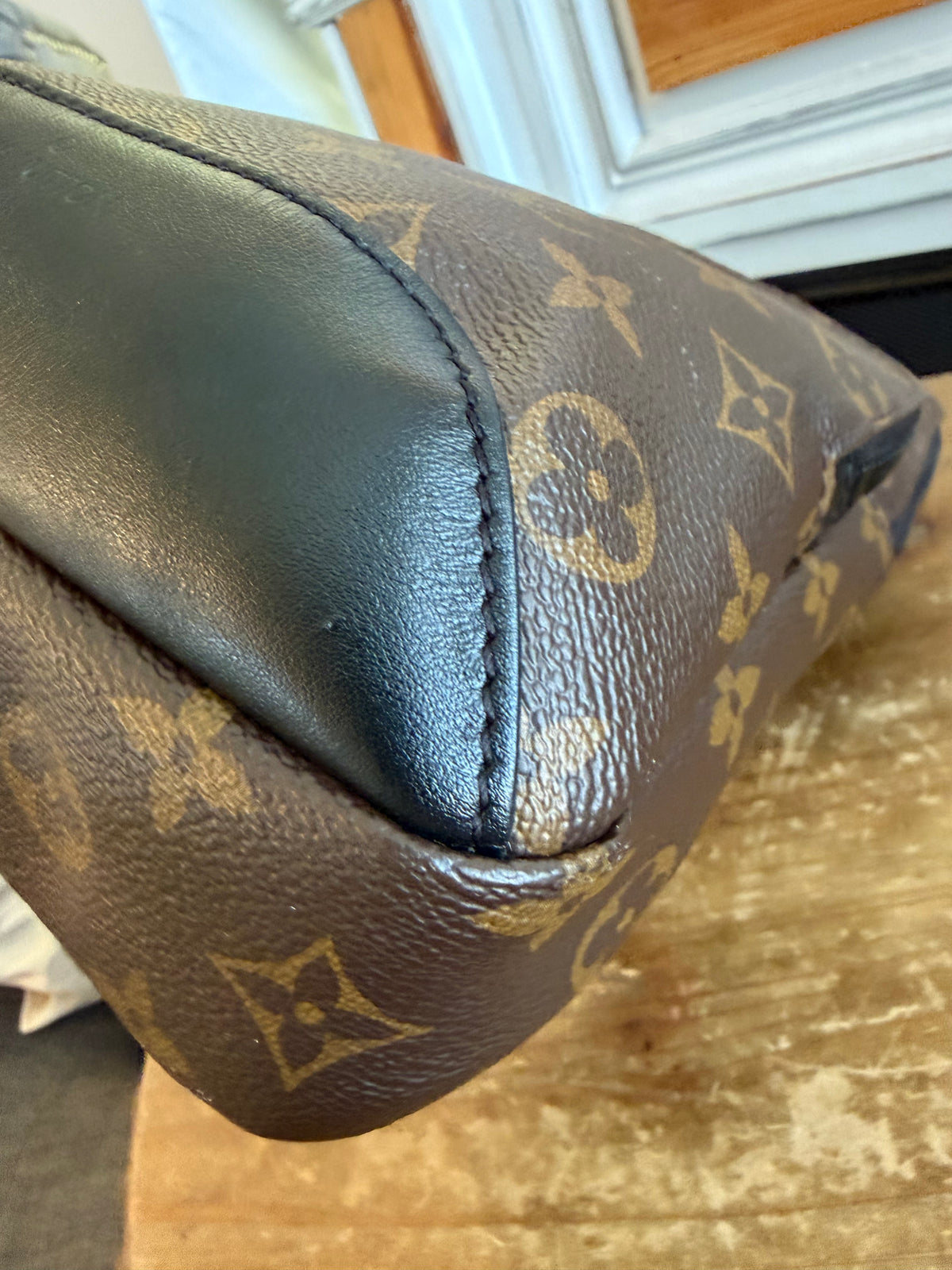Avenue Sling NM in Monogram Macassar