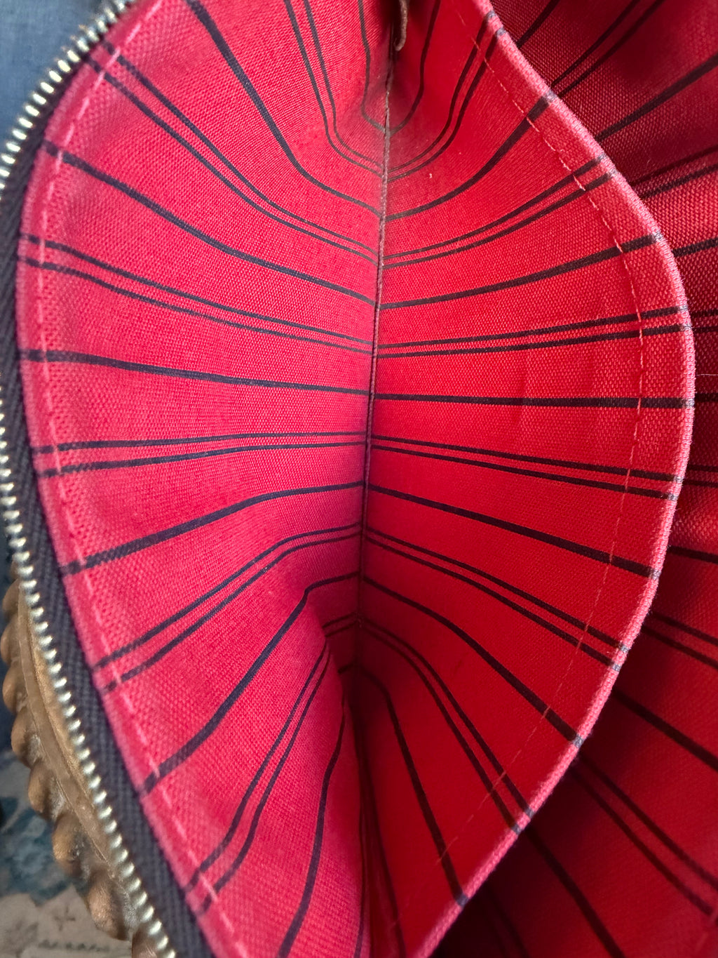 Neverfull MM with pouch in Damier Ebene