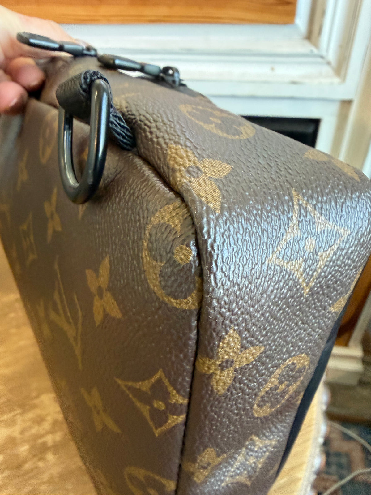 Avenue Sling NM in Monogram Macassar