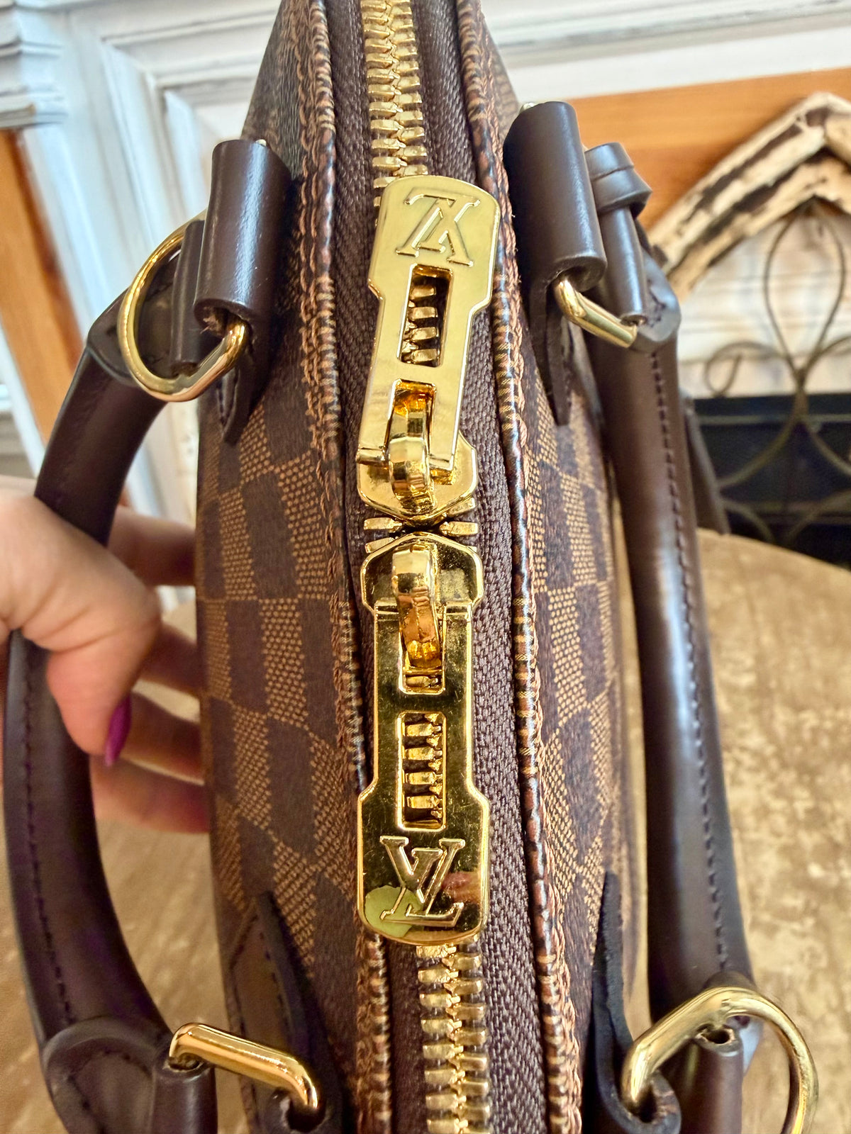 Alma BB in Damier Ebene