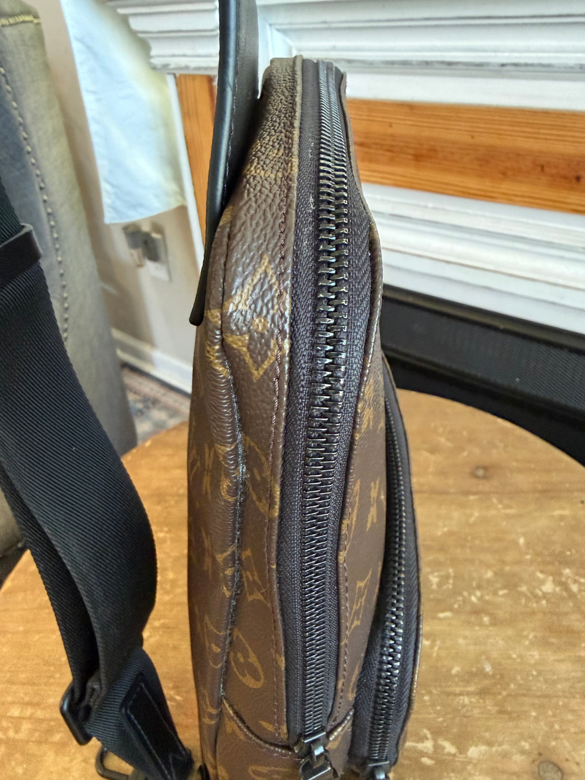Avenue Sling NM in Monogram Macassar