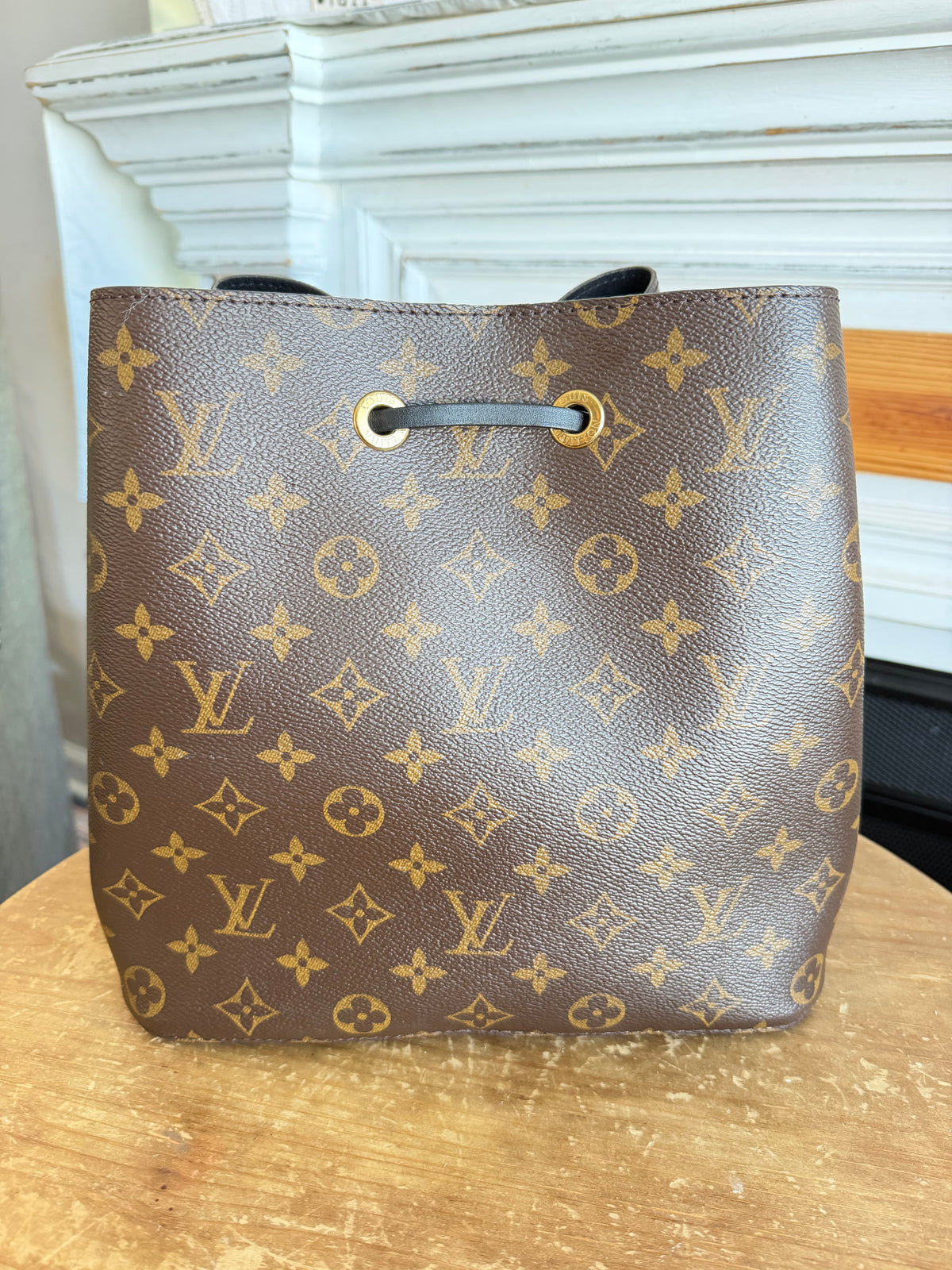 Néonoé MM in Monogram and Black