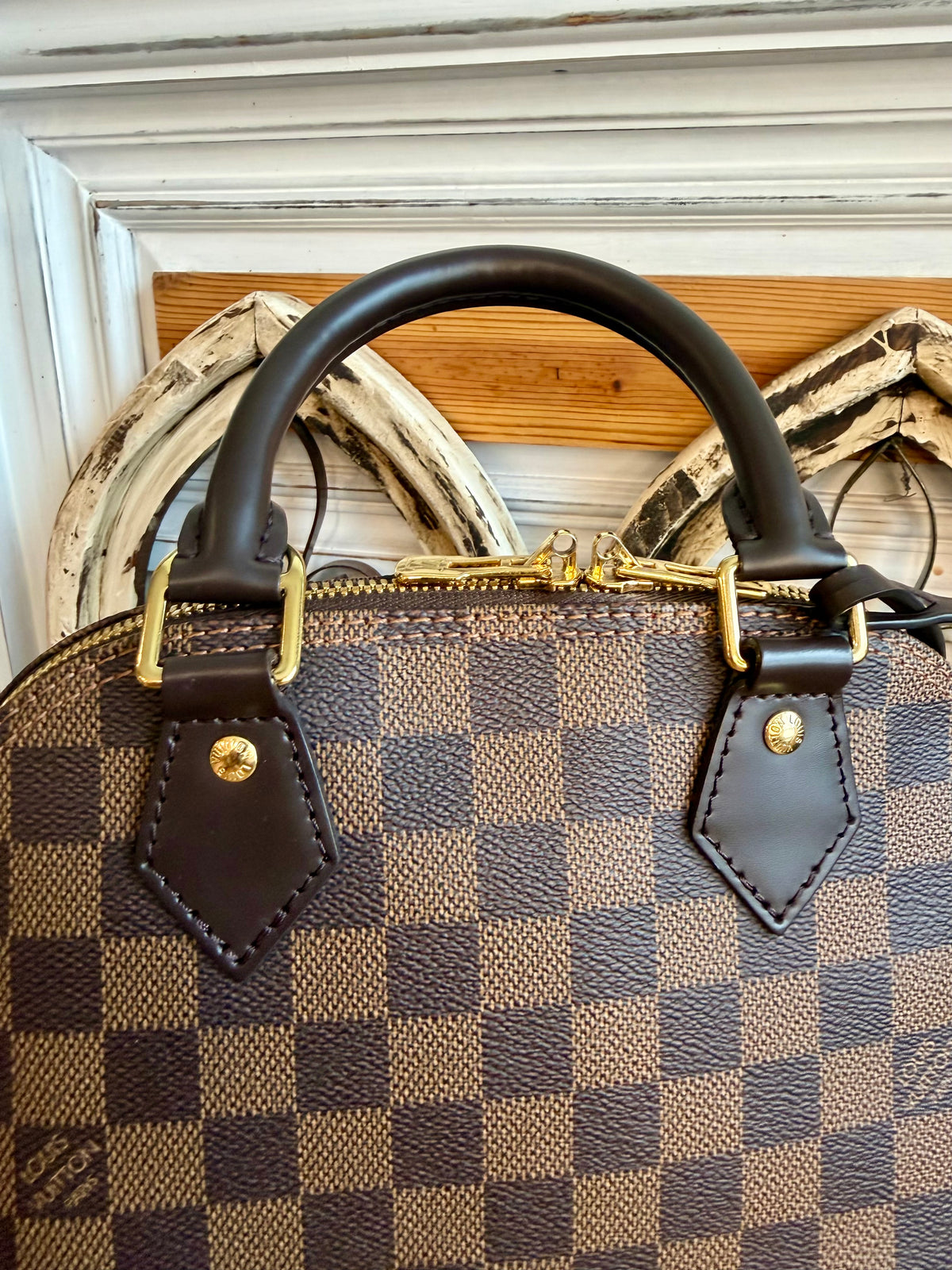 Alma BB in Damier Ebene
