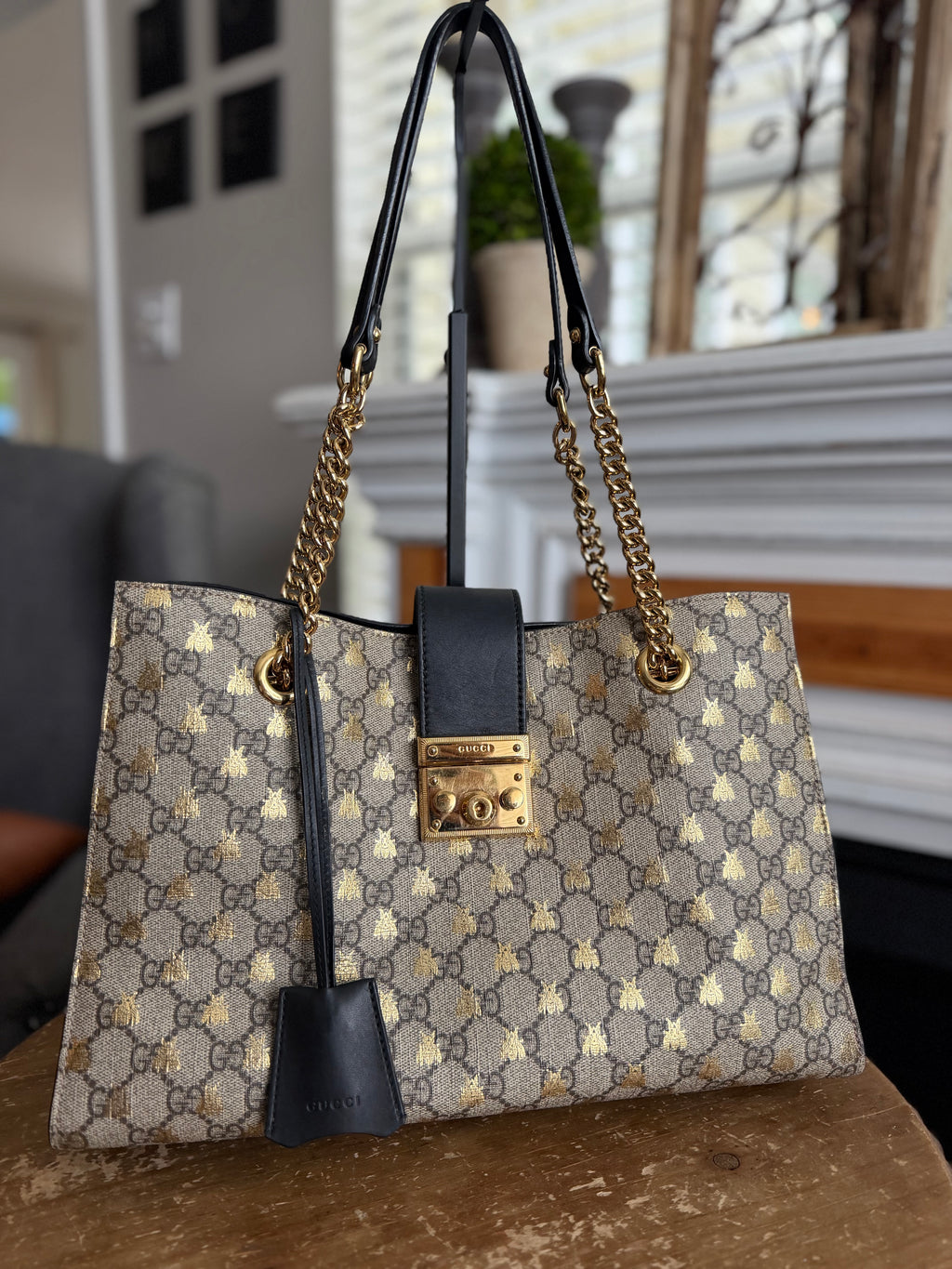 GG Supreme Bee Padlock Tote - Medium