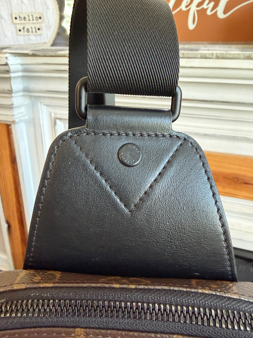 Avenue Sling NM in Monogram Macassar