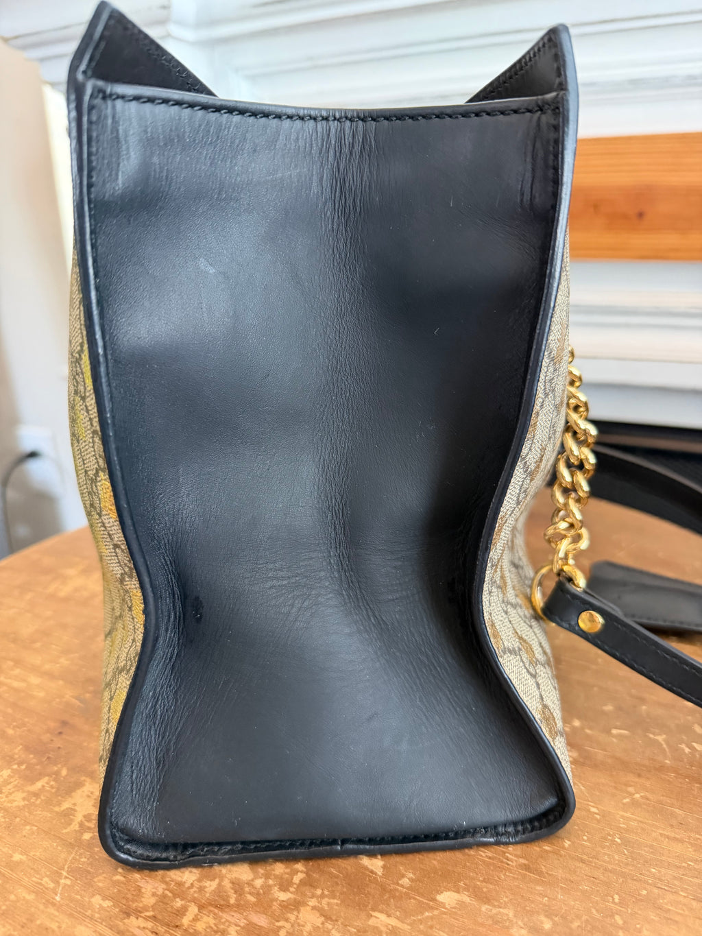 GG Supreme Bee Padlock Tote - Medium