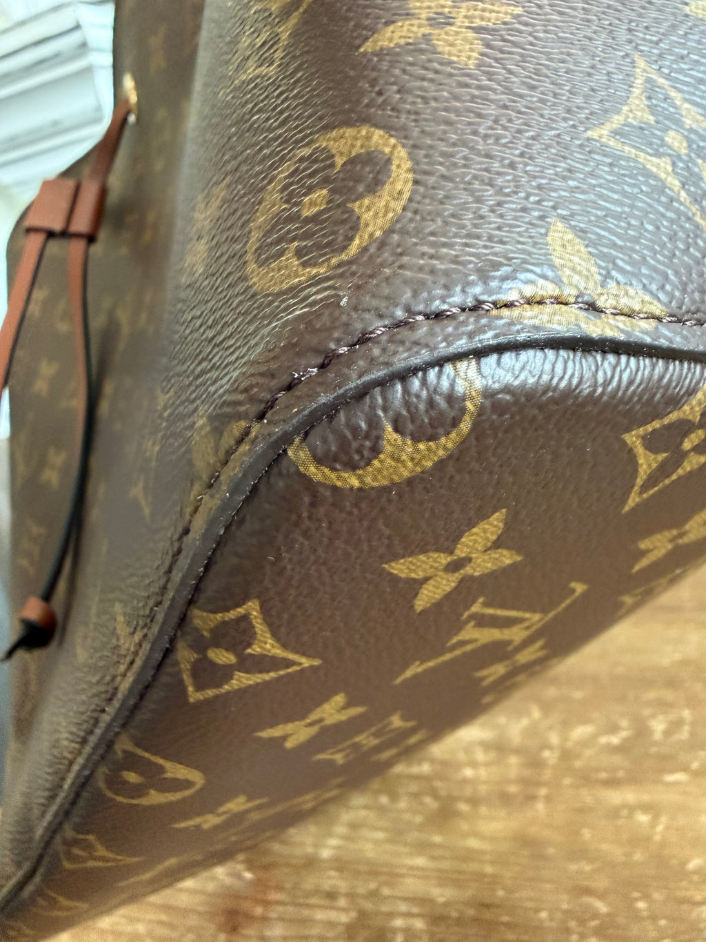 NéoNoé MM in Monogram and Cognac