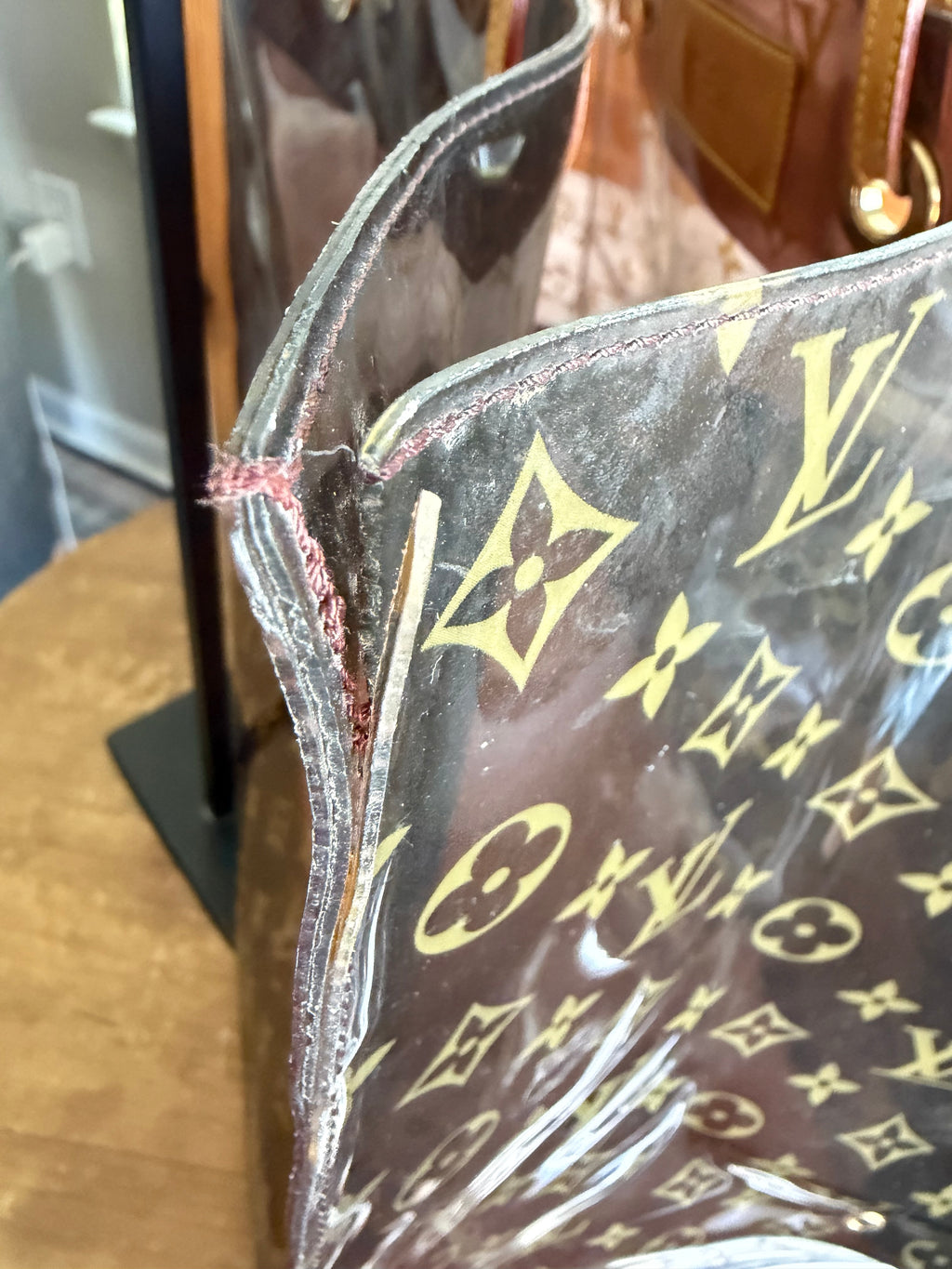 Ambre Sac Cabas Monogram Vinyl GM