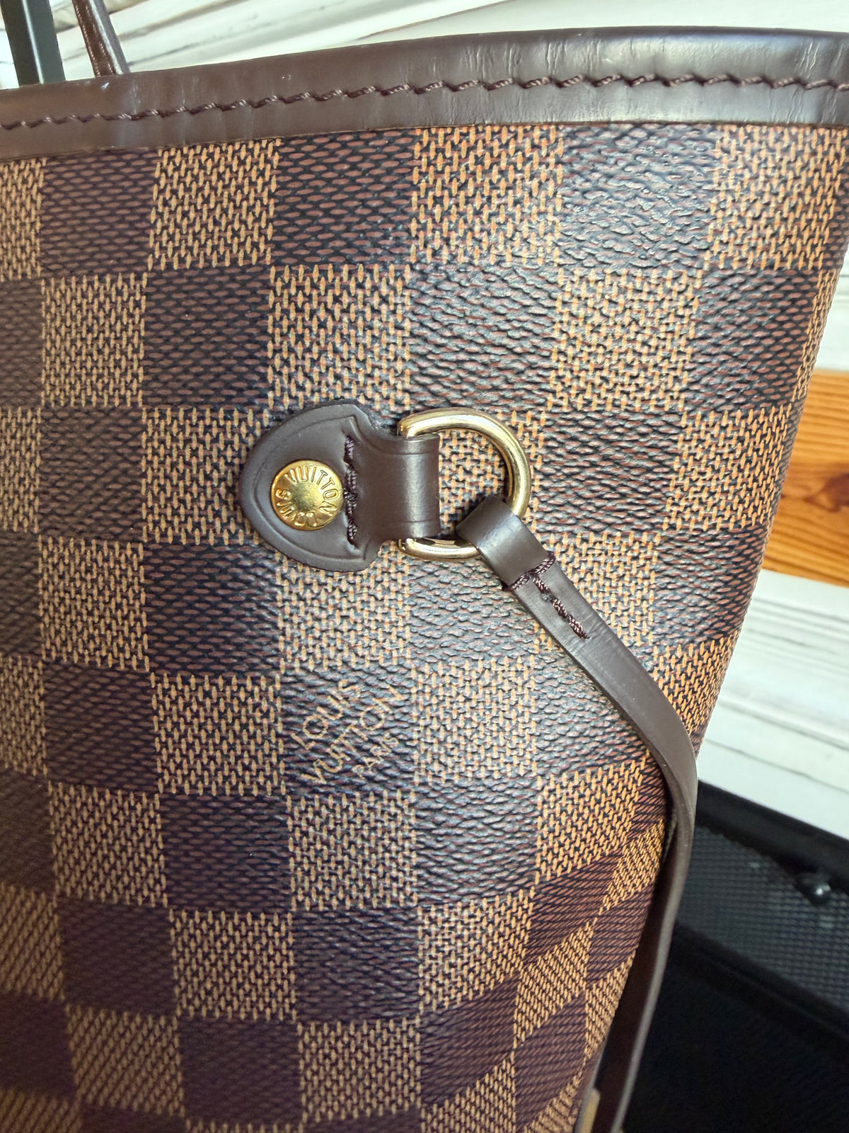 Neverfull MM with pouch in Damier Ebene