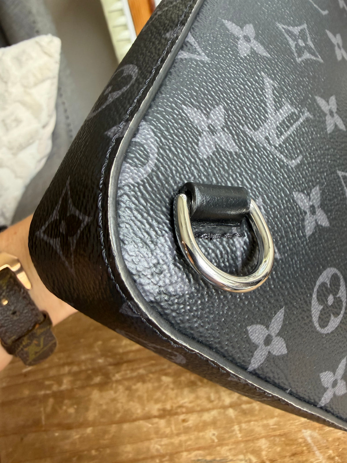 Avenue Sling PM in Eclipse