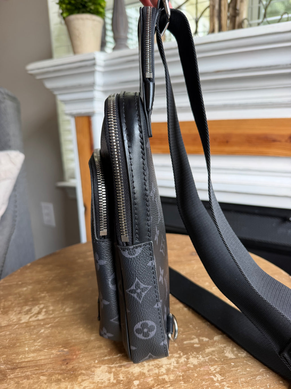 Avenue Sling PM in Eclipse