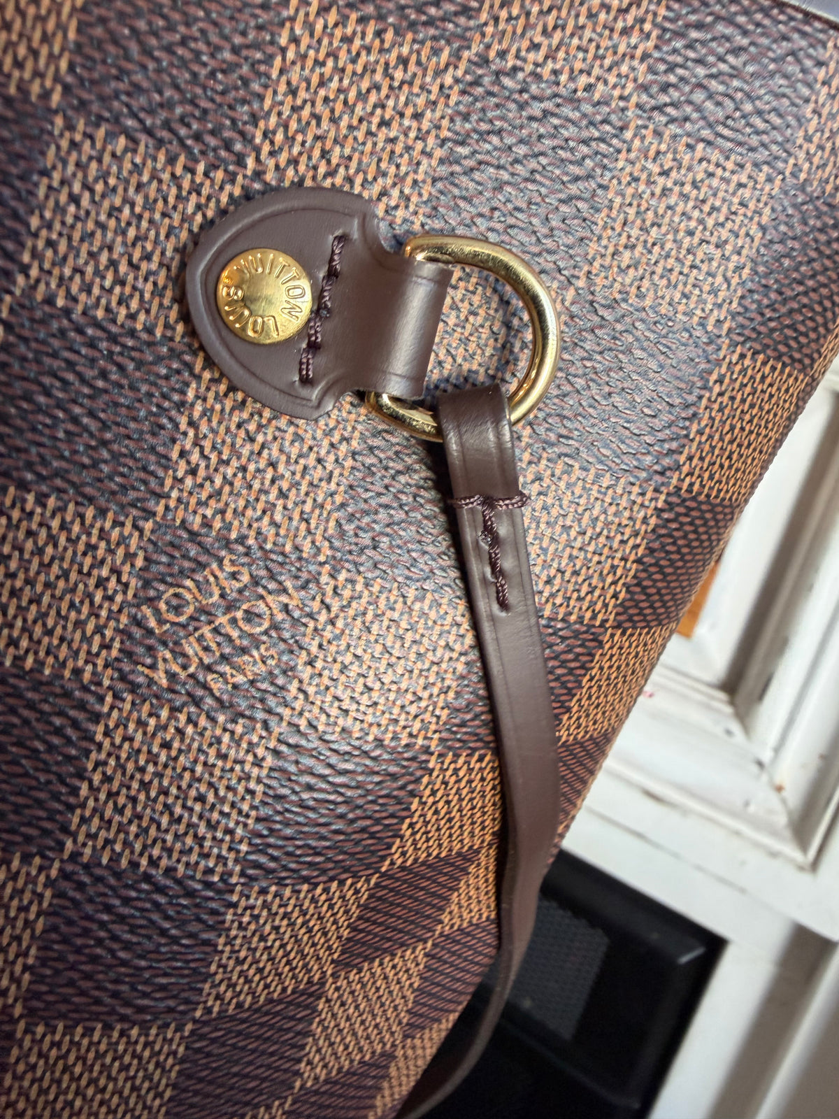 Neverfull MM with pouch in Damier Ebene