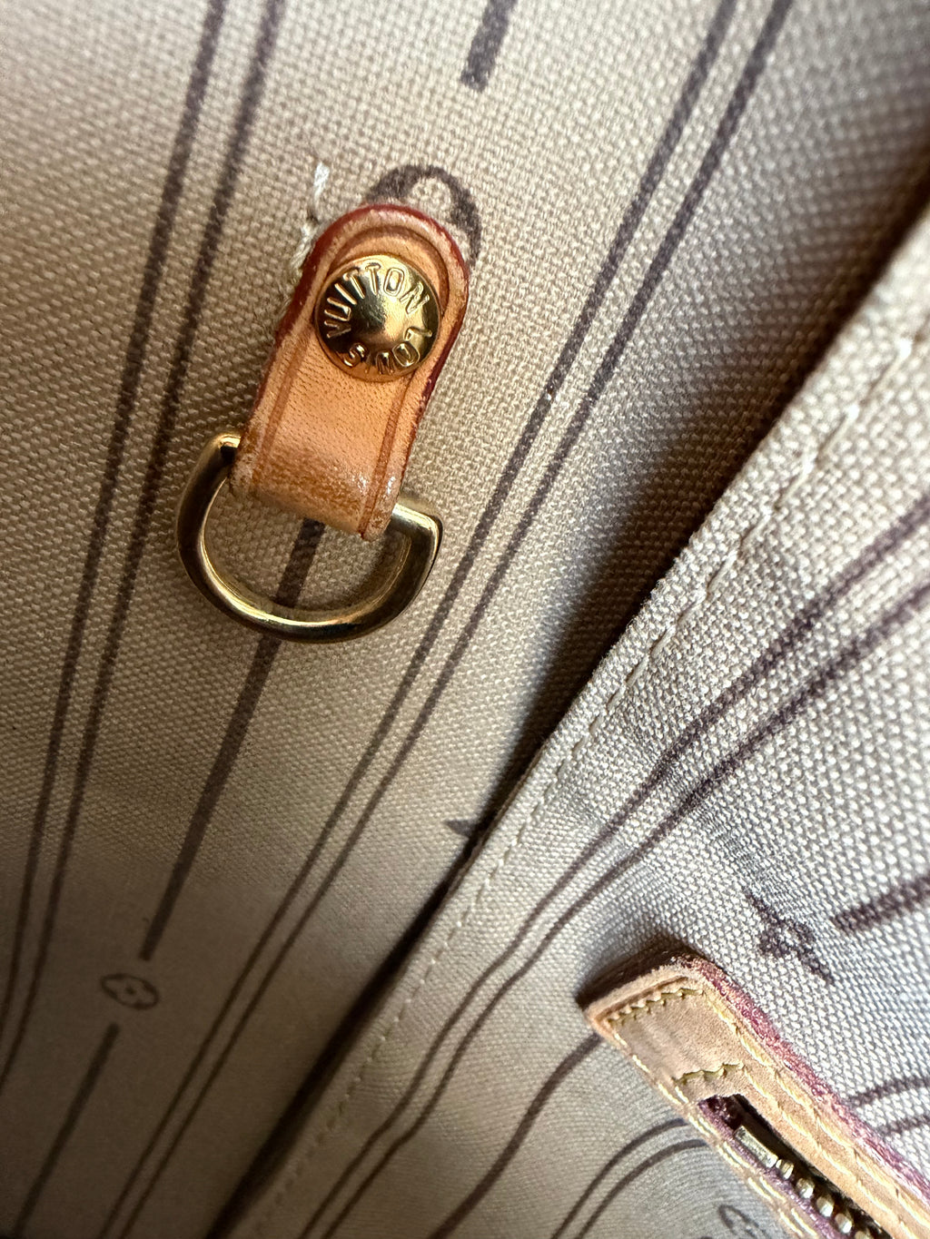 Neverfull MM in Monogram