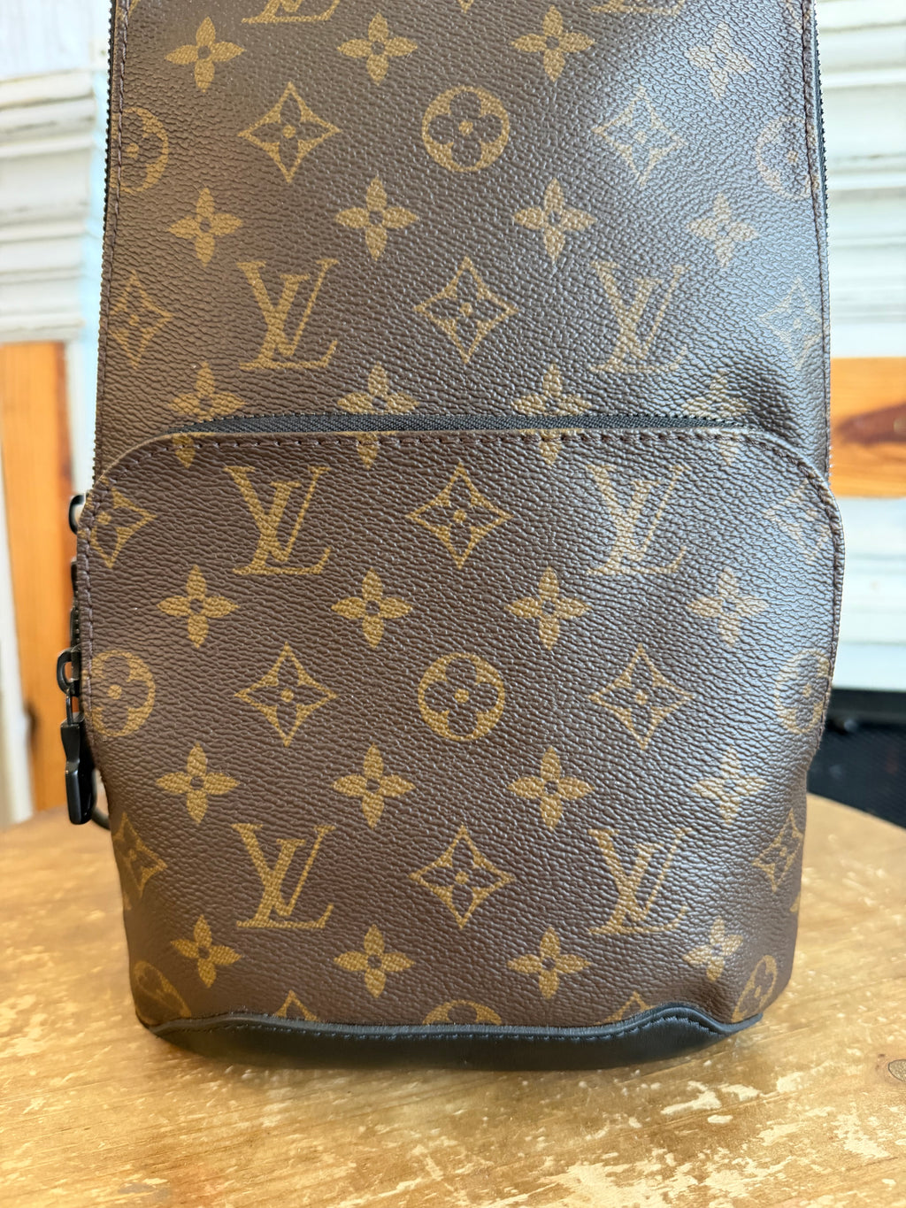 Avenue Sling NM in Monogram Macassar