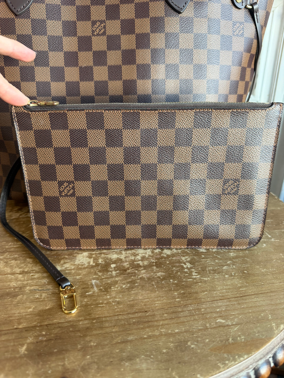 Neverfull MM with pouch in Damier Ebene