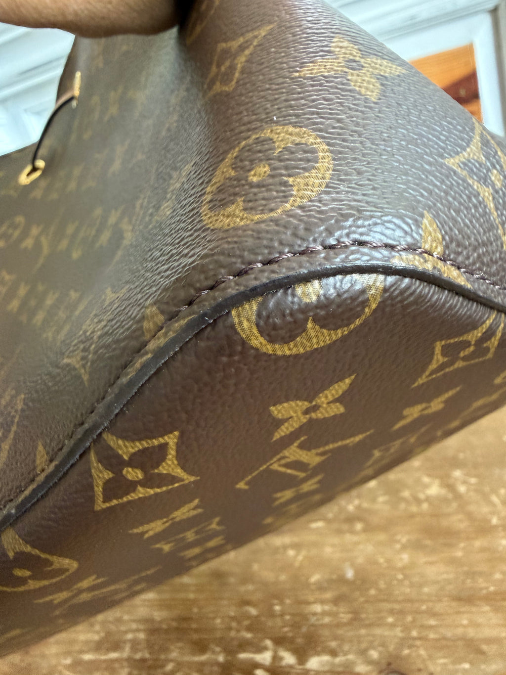 NéoNoé MM in Monogram and Cognac