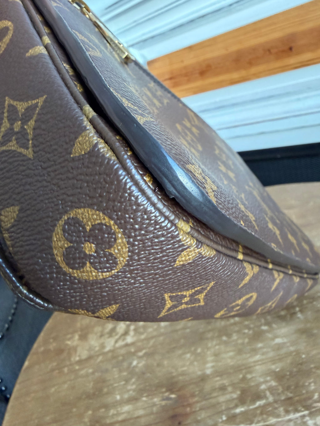 Pochette Métis in Monogram